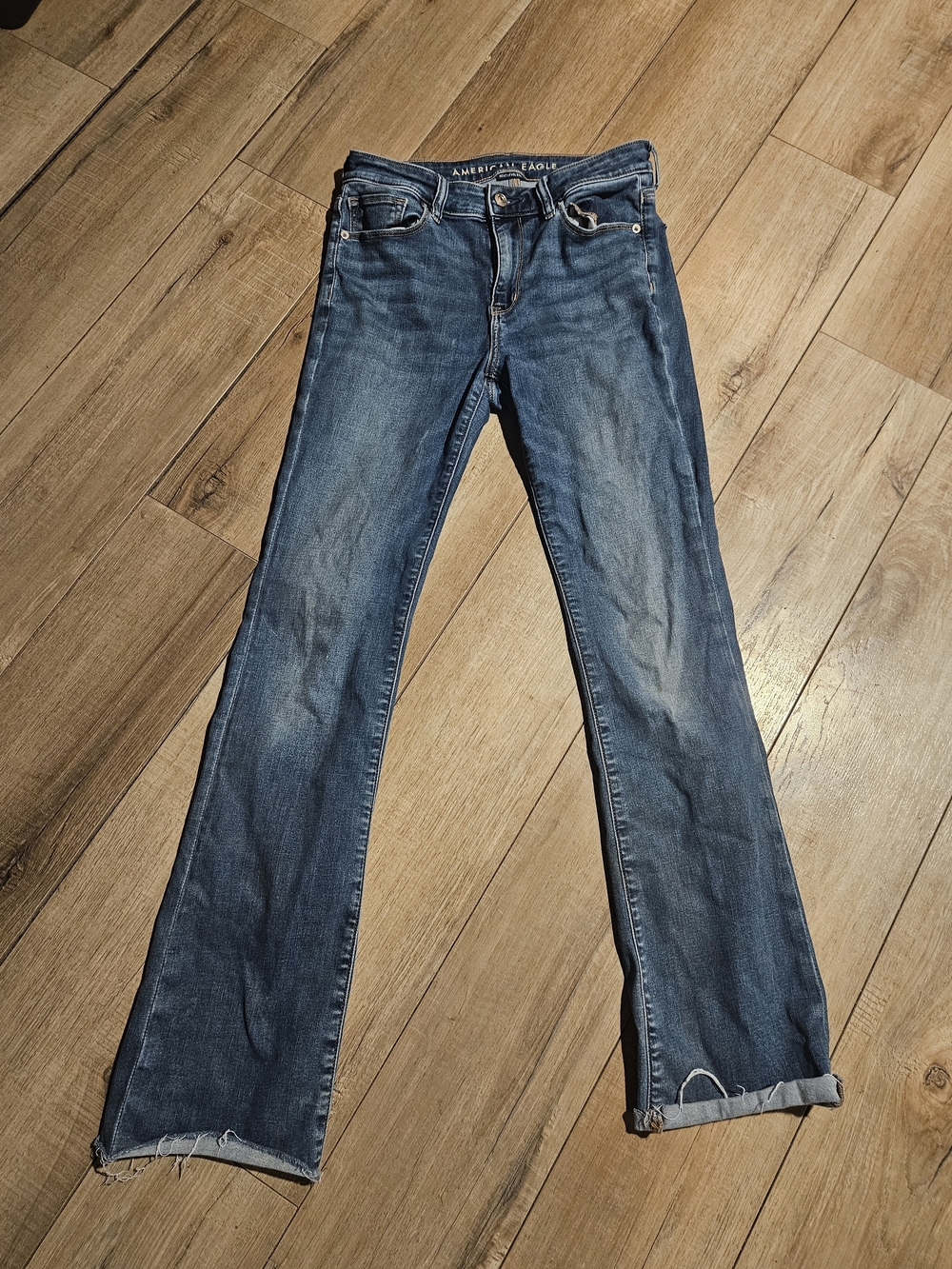 American Eagle Women’s High Rise Skinny Kick Jeans Blue Fits Size 8